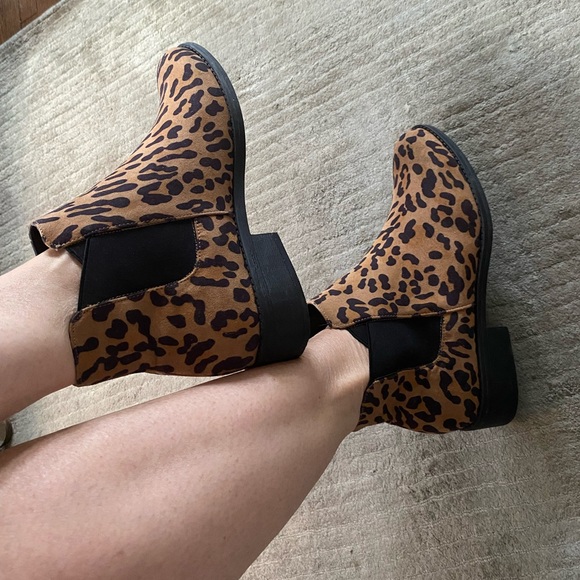 Leopard print booties - Picture 1 of 6
